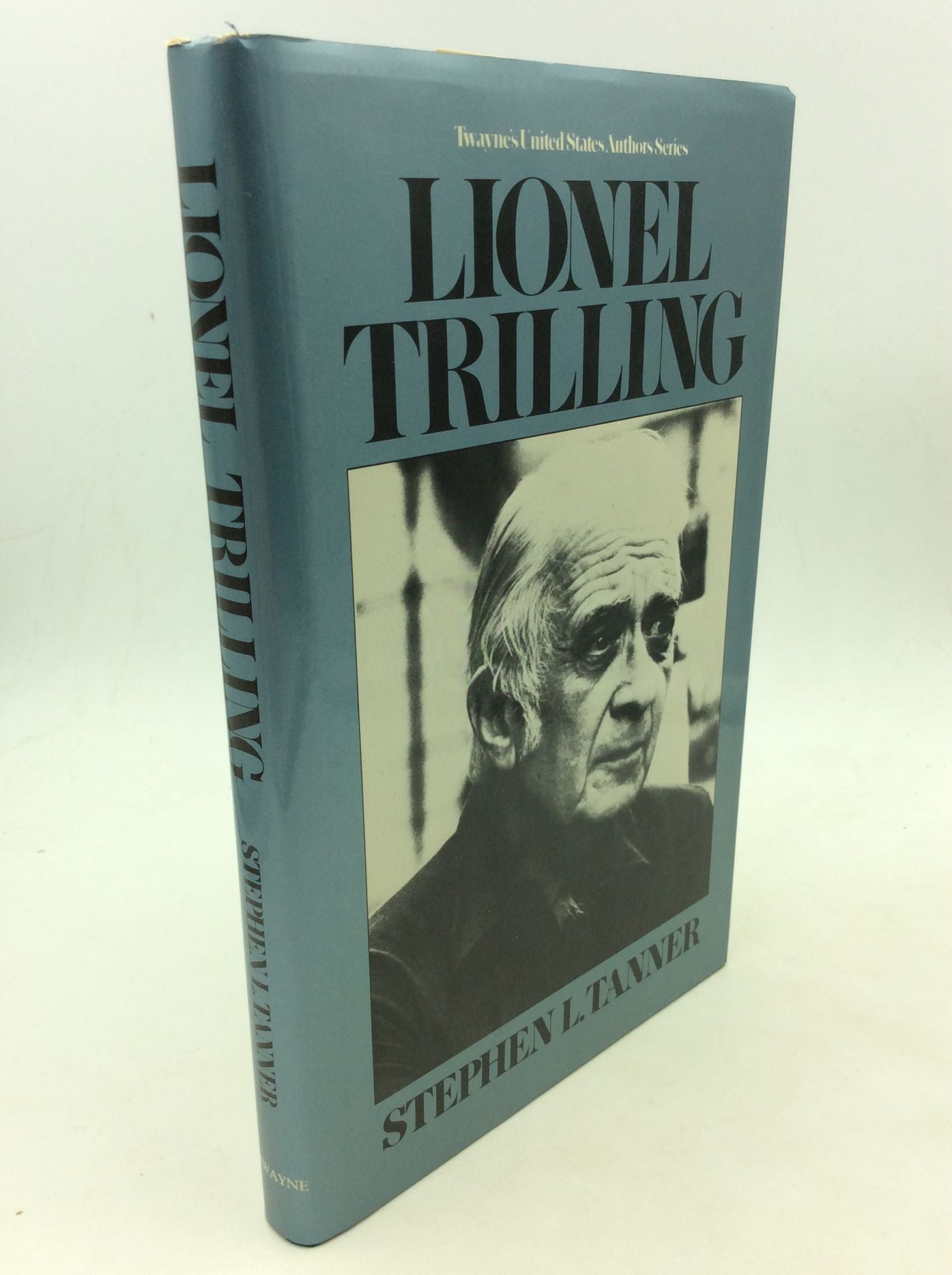 Stephen L. Tanner - Lionel Trilling