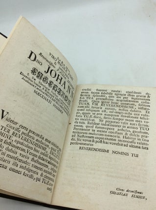 MELETEMA HISTORICO PHILOSOPHICUM DE MONADE PYTHAGORICA, quod, Consentiente Amplissima Facultate Philosophica in Academia Gothor. Carolina sub Moderamine Viri Amplissimi atque Celeberrimi Dni. Sven Bring. Hist. Prof. Reg. et Ord. pro Gradu Magisterii, Publicae Bonorum Censurae Modeste Submittit Stipendiarius Regius Christian Kemner, Blekingus die XIII Maji. Anni MDCCLI L. H. L. C.