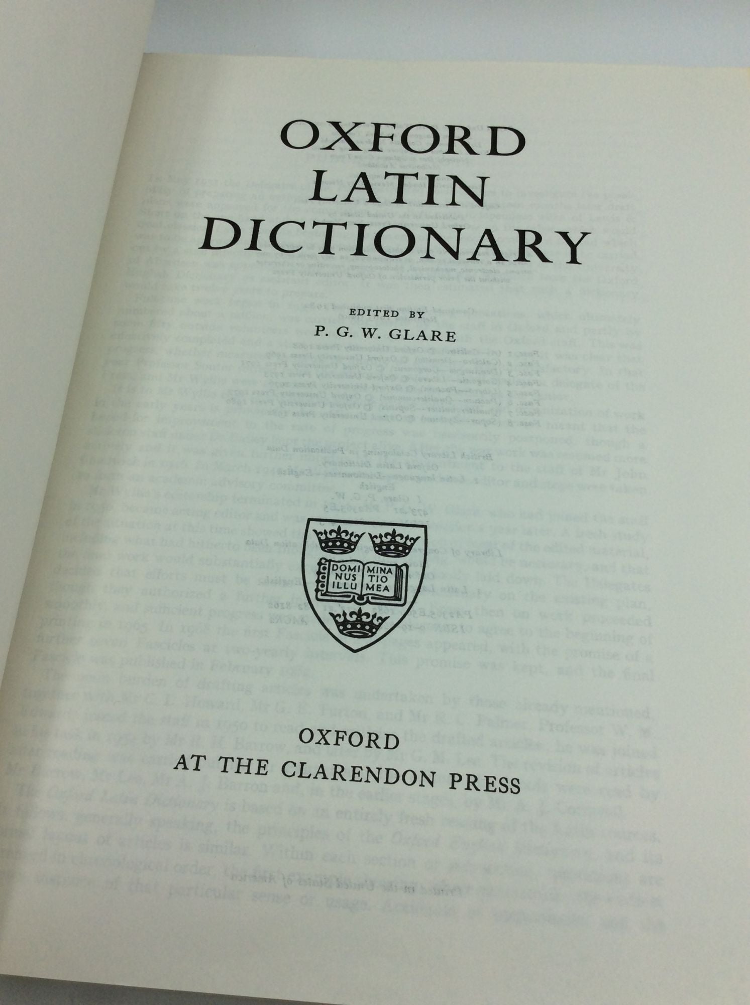 OXFORD LATIN DICTIONARY by ed P G. W. Glare on Kubik Fine Books Ltd