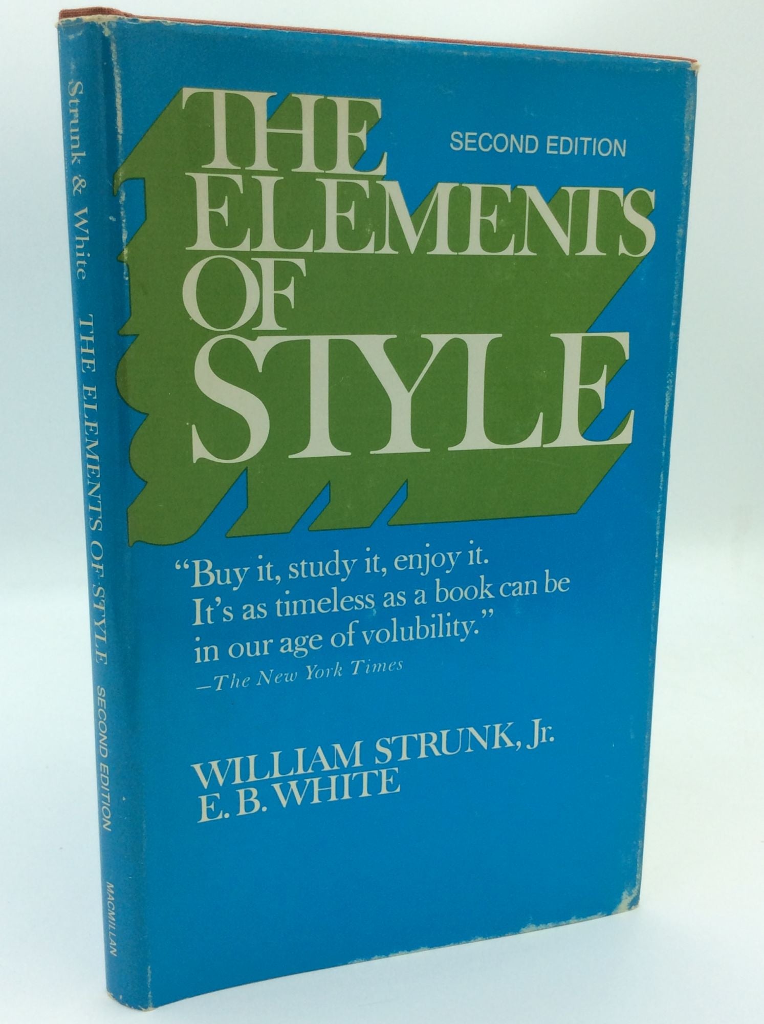 William Strunk, Jr.; E.B. White, rev - The Elements of Style