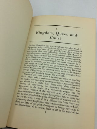 LIFE IN ELIZABETHAN ENGLAND