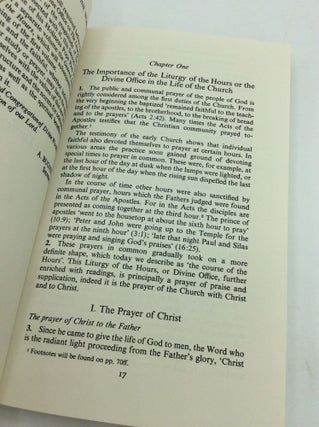 THE LITURGY OF THE HOURS: The General Instruction on the Liturgy of the Hours with a Commentary