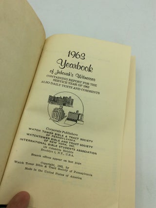 1963 YEARBOOK OF JEHOVAH'S WITNESSES: Containing Report for the Service Year of 1962; Also Daily Text and Comments