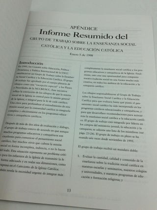 COMPARTIENDO LA ENSENANZA SOCIAL CATOLICA DESAFIOS Y RUMBOS: Reflexiones de los Obispos Catolicos de Estados Unidos; Tambien Incluye el Informe Resumido del Grupo de Trabajo sobre la Ensenanza Social Catolica y la Educacion Catolica